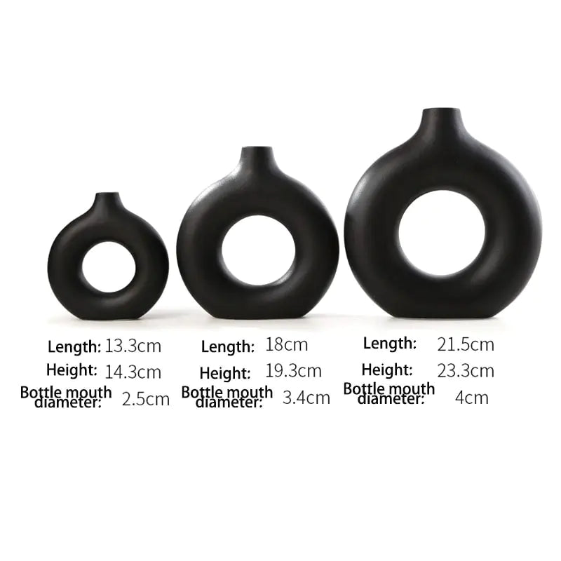 Nordic Round Hollow Vase • Modern Tech