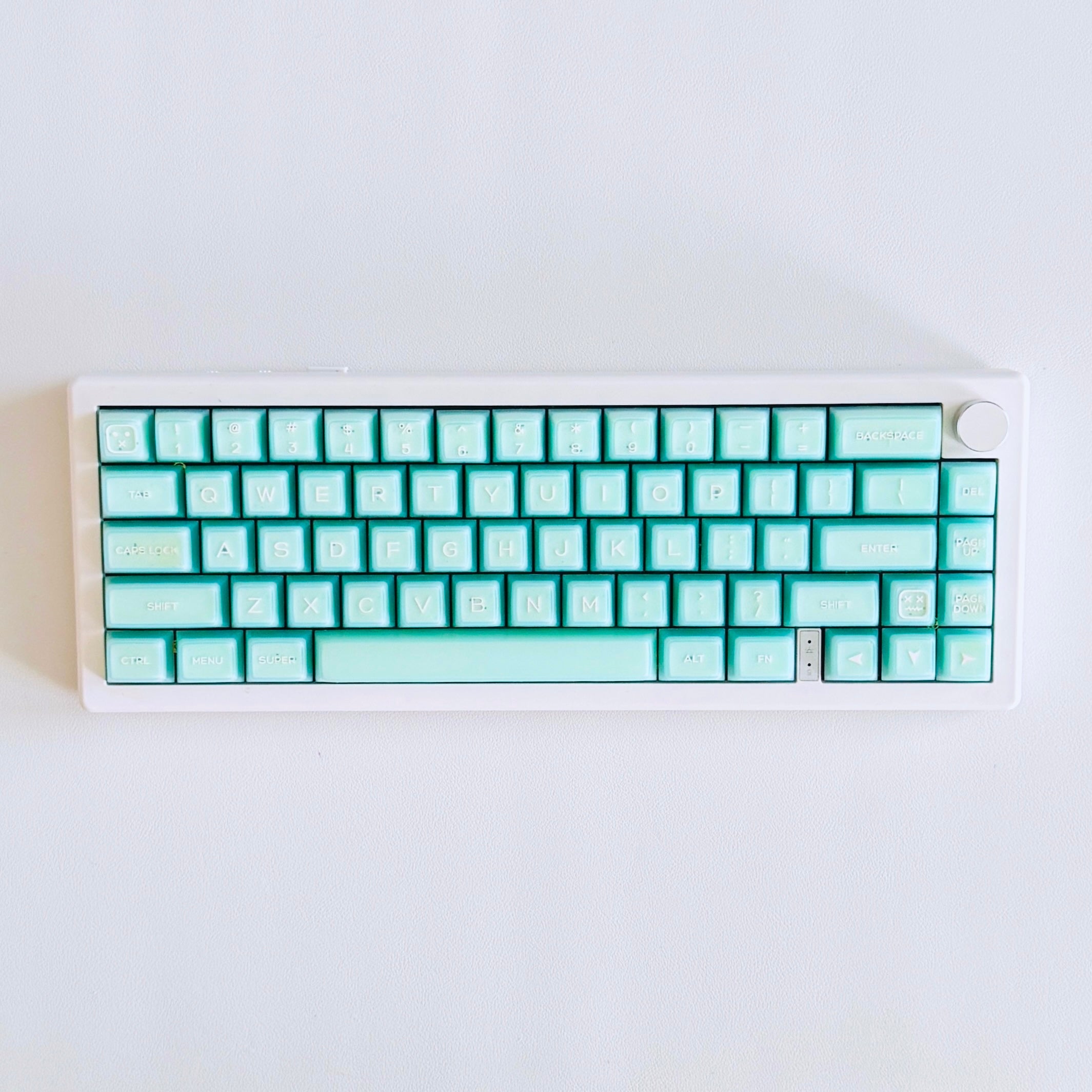 The Mint Assembly Keyboard - Series 01 – Claws x Code