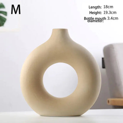 Nordic Round Hollow Vase • Modern Tech