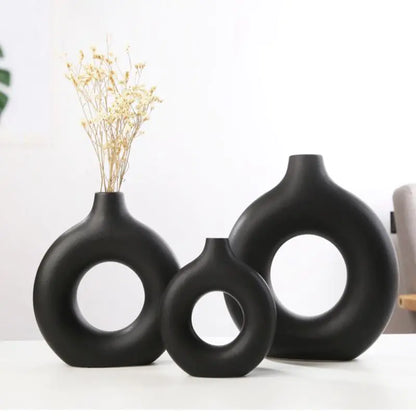 Nordic Round Hollow Vase • Modern Tech