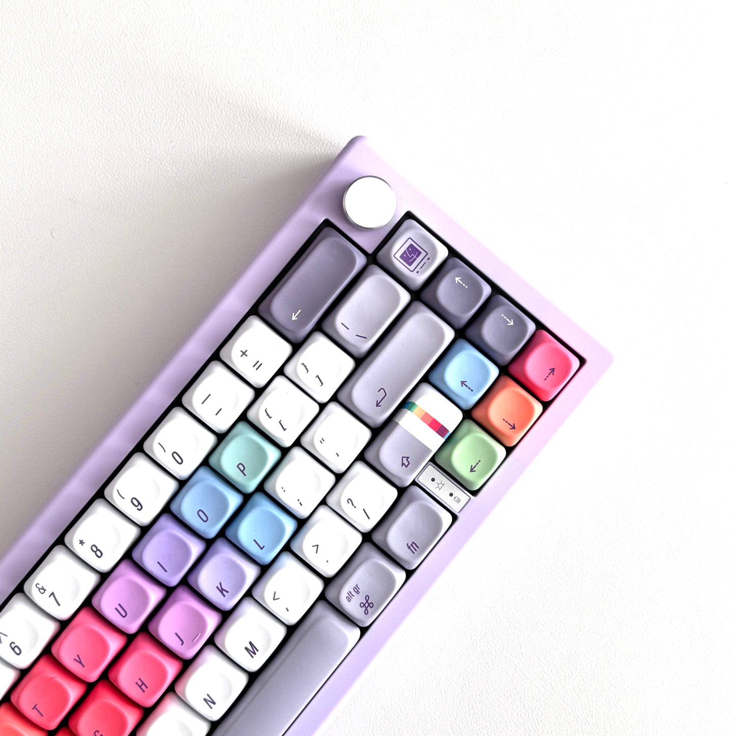 The Retro Finder Keyboard - Series 07