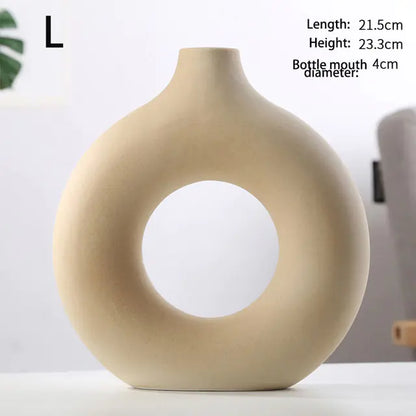 Nordic Round Hollow Vase • Modern Tech