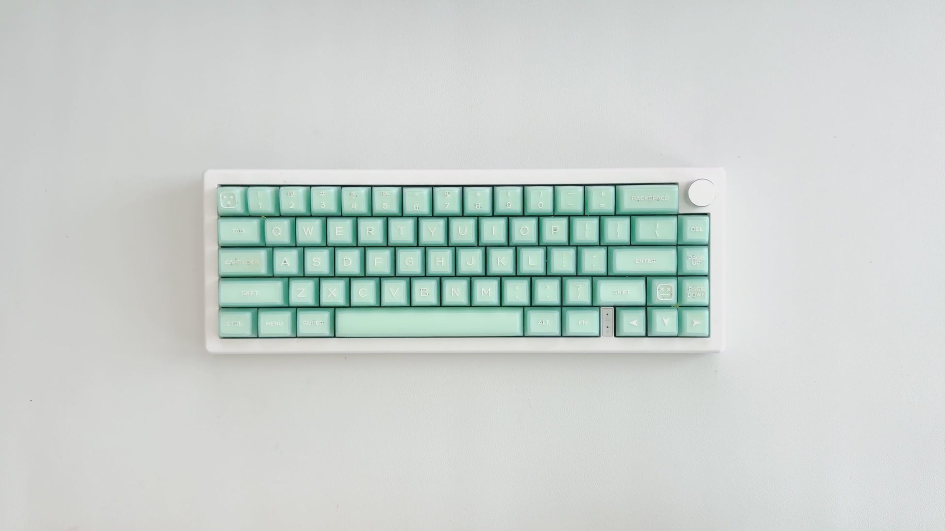 RGB Backlight Full Color Mode Translucent Mint Green Mechanical Keyboard with Silent or Thocky Sounds