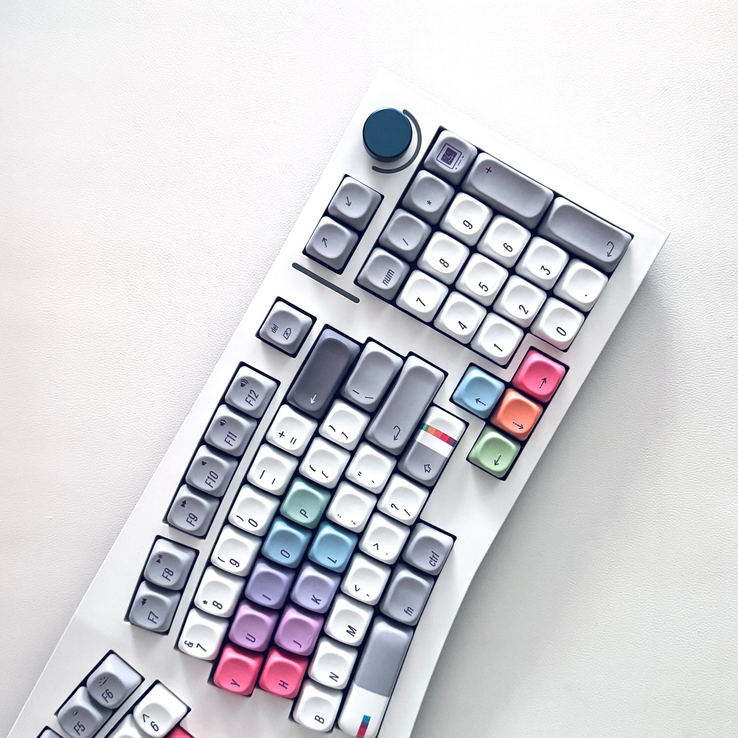 The Retro Finder Keyboard - Series 07