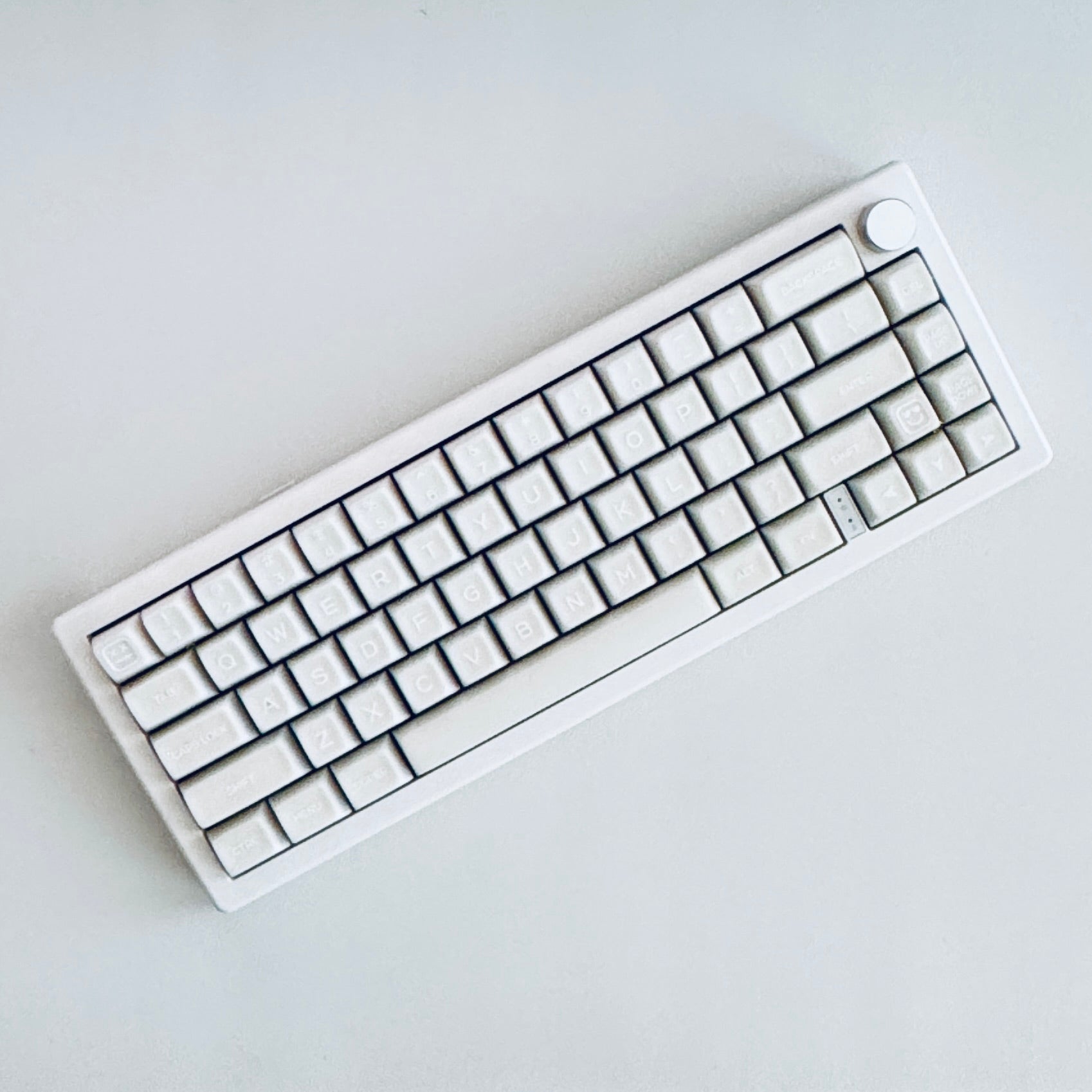 Translucent White Mechanical Keyboard with Silent or Thocky Keycaps a Side Profile