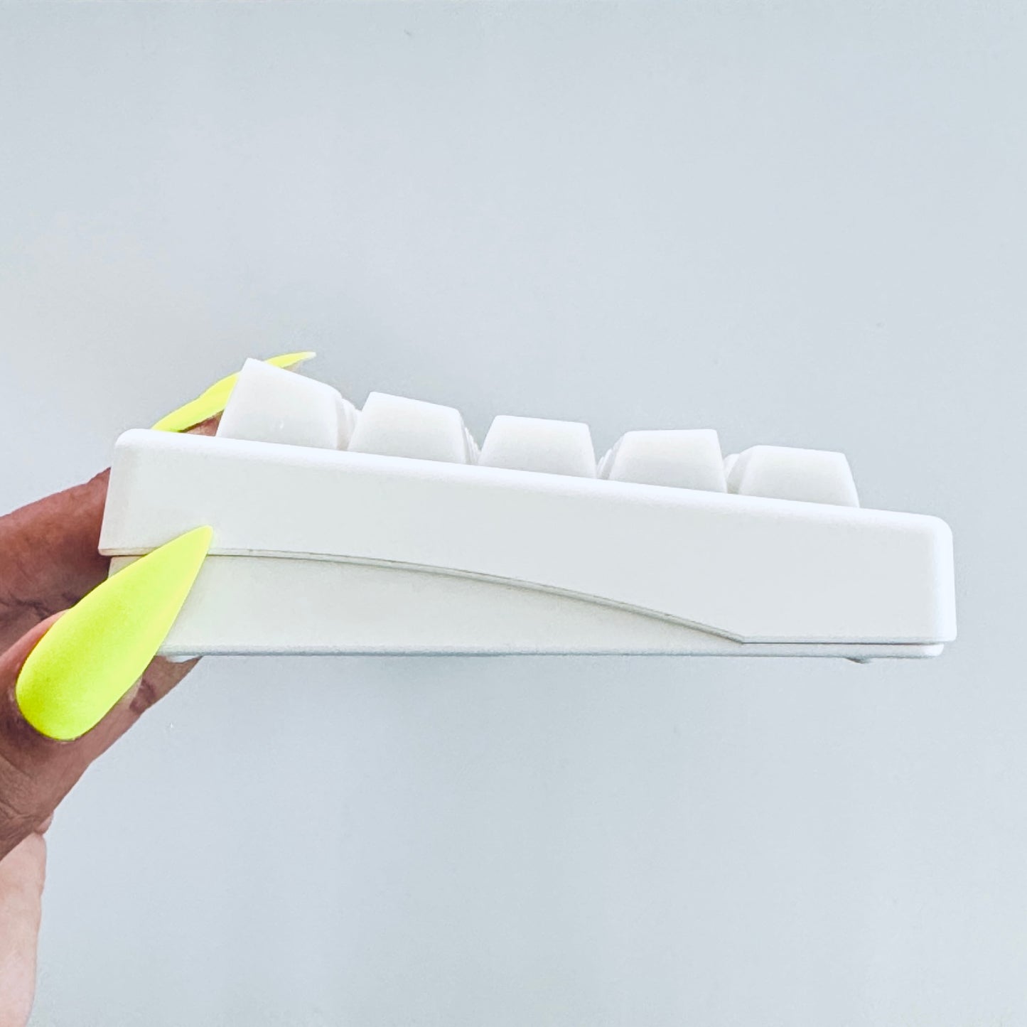 Translucent White Mechanical Keyboard with Silent or Thocky Keycaps a Side Profile