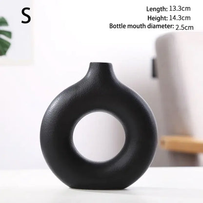 Nordic Round Hollow Vase • Modern Tech
